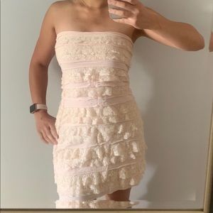 Peach Strapless Express Dress 💕